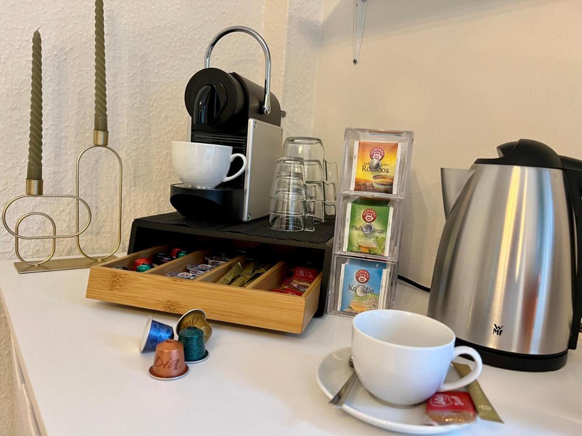 Design Apartment Mit Balkon - Kueche - Netflix Essen Kültér fotó